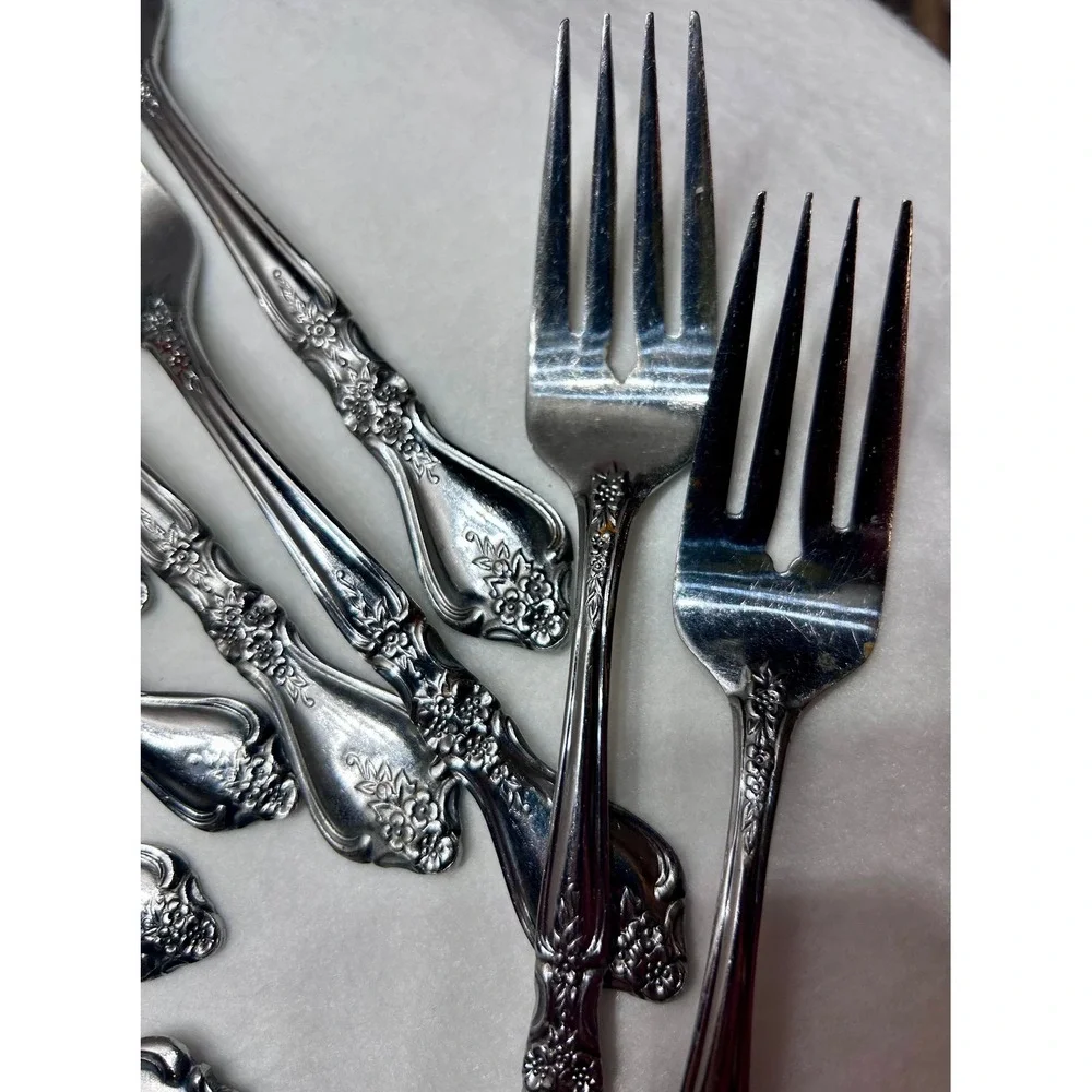 Rogers Stainless Korea Flatware Set Vintage Floral Pattern 14 Pieces Mixed